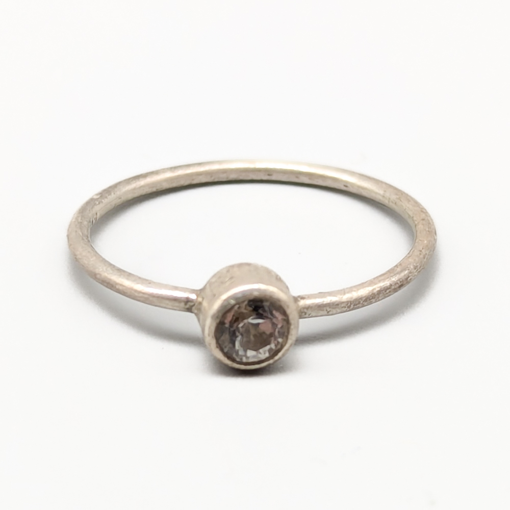 Ring i Silver med Sten S830 0.89g 16mm - Bild 2