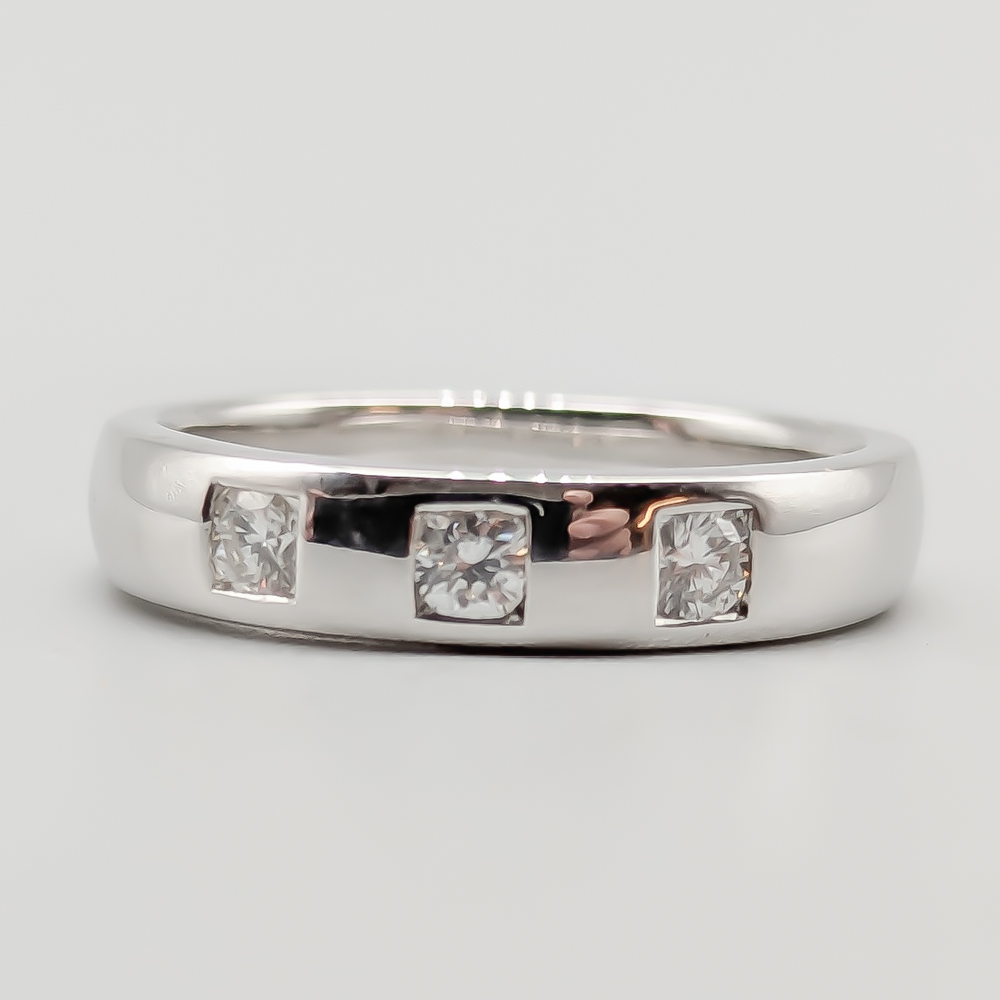 Diamantring i Vitguld 18K 6.35g 18.75mm