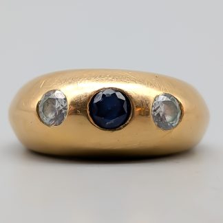 Ring i Guld med Blå och Vita Stenar 18K 27.82g 18.5mm