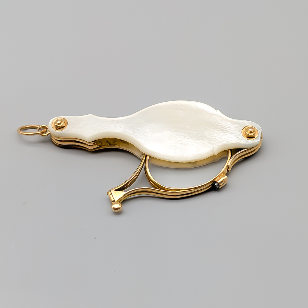 Antik Lornjett i Guld med Pärlemor 18K 30.24g 79mm - Bild 3