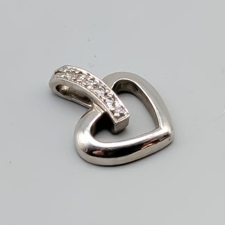 Hänge i Silver Hjärta med Vita Stenar S925 2.41g 12mm
