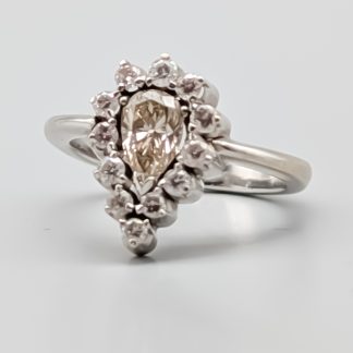 Diamantring i Vitguld 14K 4.47g 16.5mm