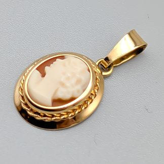 Hänge i Guld med Kamé 18K 1.06g 16mm