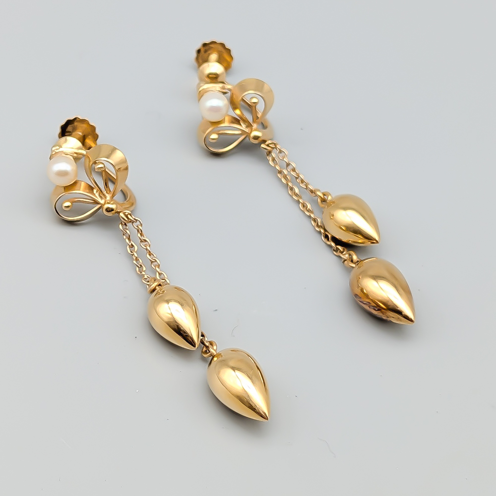 Clips i Guld med Odlade Pärlor 18K 3.49g 45mm