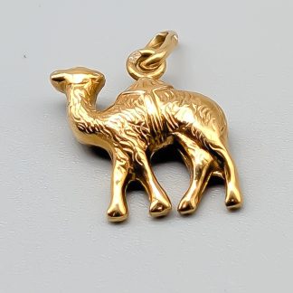 Hänge i Guld Kamel 18K 1.06g 14mm