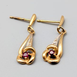 Örhängen i Guld med Röda Stenar 18K 1.26g 25mm