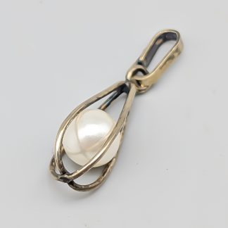Hänge i Silver med Fauxpärla S830 0.58g 17mm