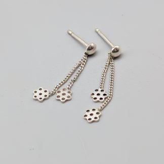 Örhängen i Silver Blommor S925 0.7g 21mm
