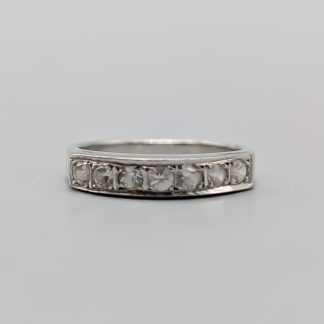 Ring i Silver med Vita Stenar S830 1.89g 15.5mm