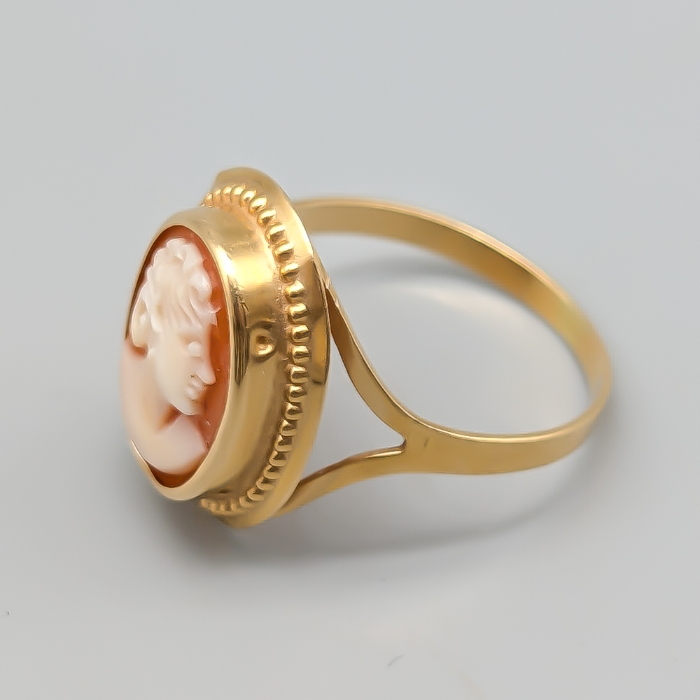 Ring i Guld med Kamé 18K 2.04g 17mm - Bild 2