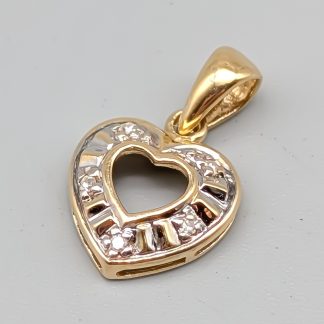 Diamanthänge i Guld Hjärta-1