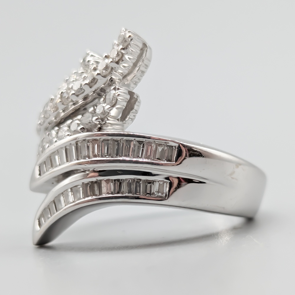 Diamantring i Vitguld-2