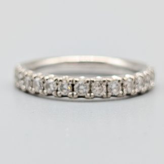 Alliansring i Vitguld med Diamanter-1