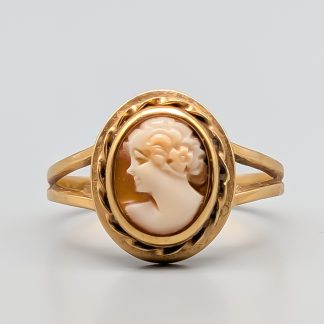 Ring i Guld med Kamé 18K 1.92g 17mm