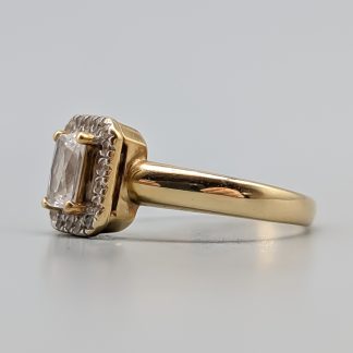 Haloring i Guld med Vita Stenar 14K 3.23g 17.5mm