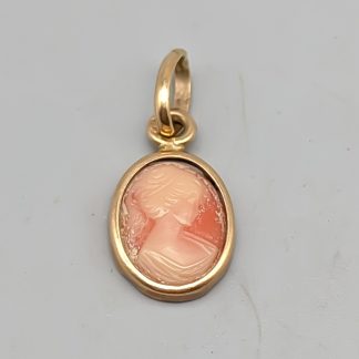 Hänge i Guld med Kamé 18K 0.58g 15mm
