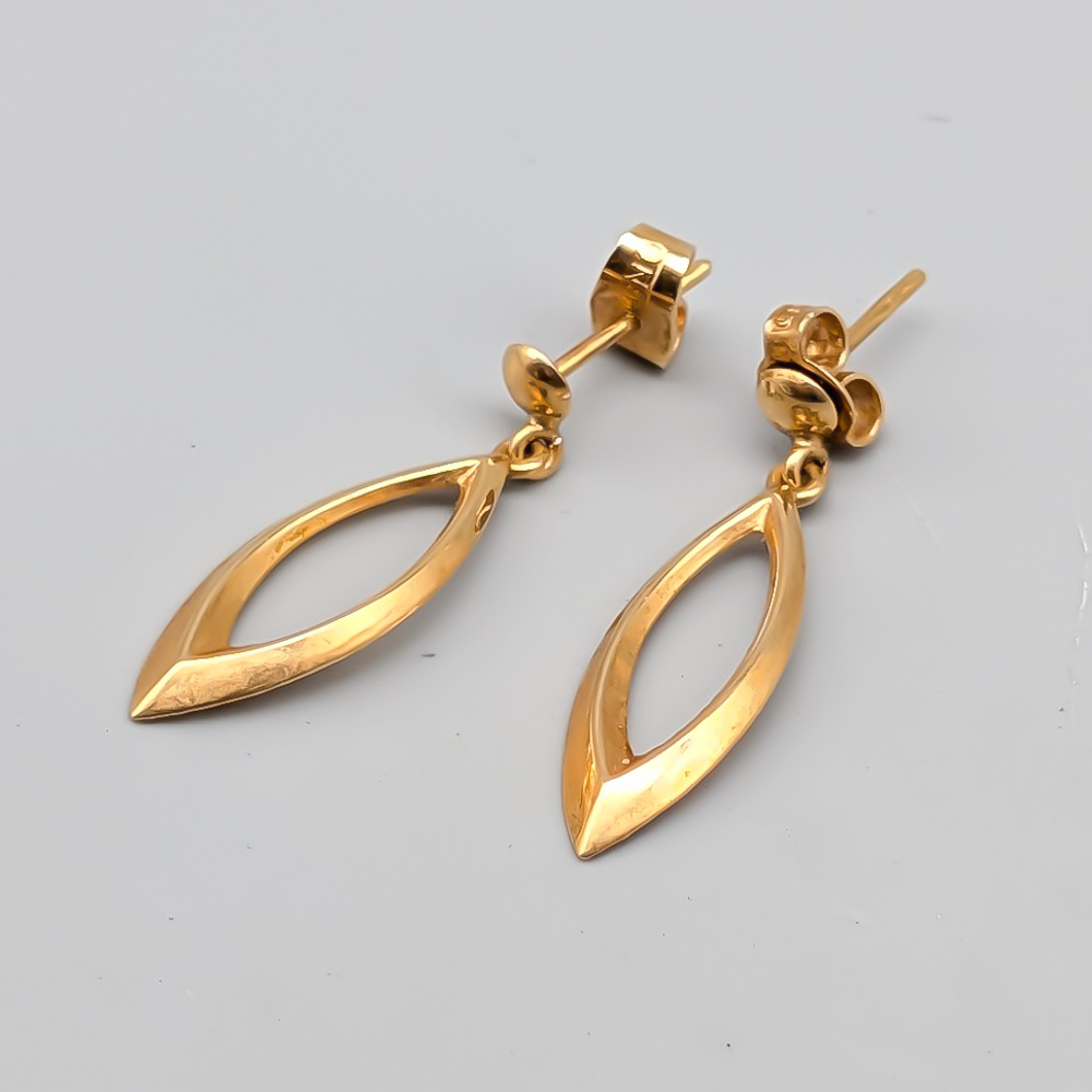 Örhängen i Guld 18K 1.33g 27mm