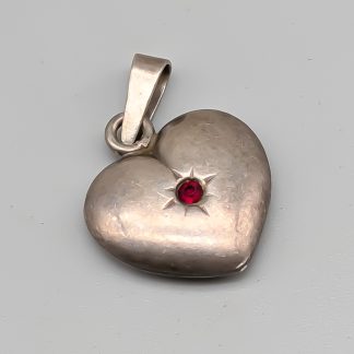 Hänge i Silver Hjärta med Röd Sten S925 1.66g 16mm