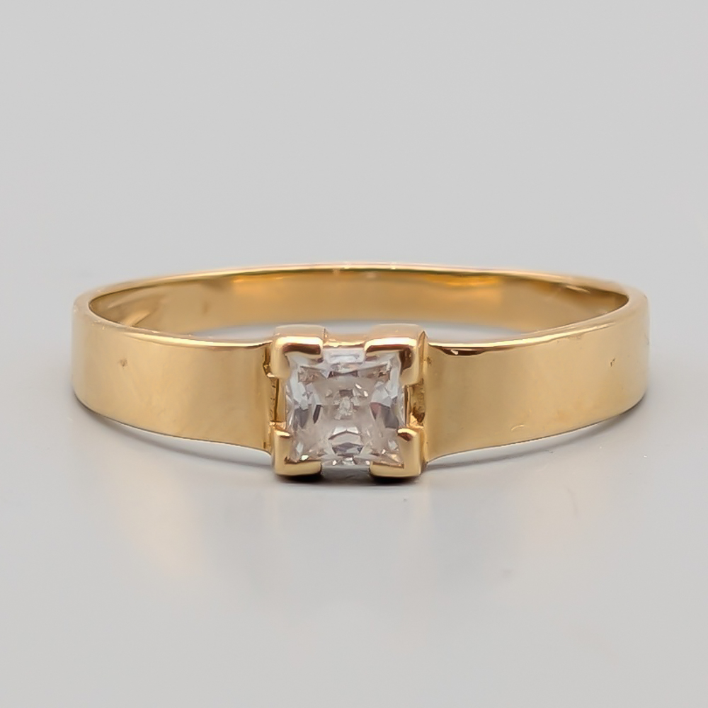 Ring i Guld med Stenar 18K 1.9g 18.75mm