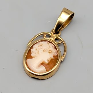 Hänge i Guld med Kamé 18K 0.78g 13mm