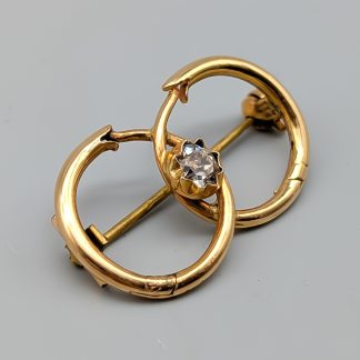 Brosch i Guld med Vit Sten 18K 3.07g 25mm