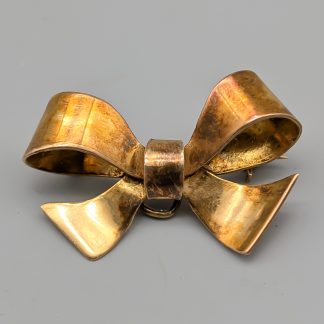 Brosch i Guld 18K 6.56g 37mm