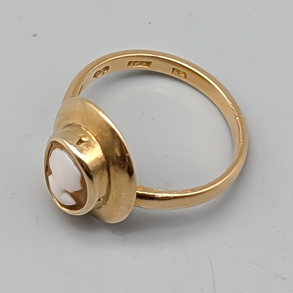 Ring i Guld med Kamé 18K 3.66g 16.5mm - Bild 3