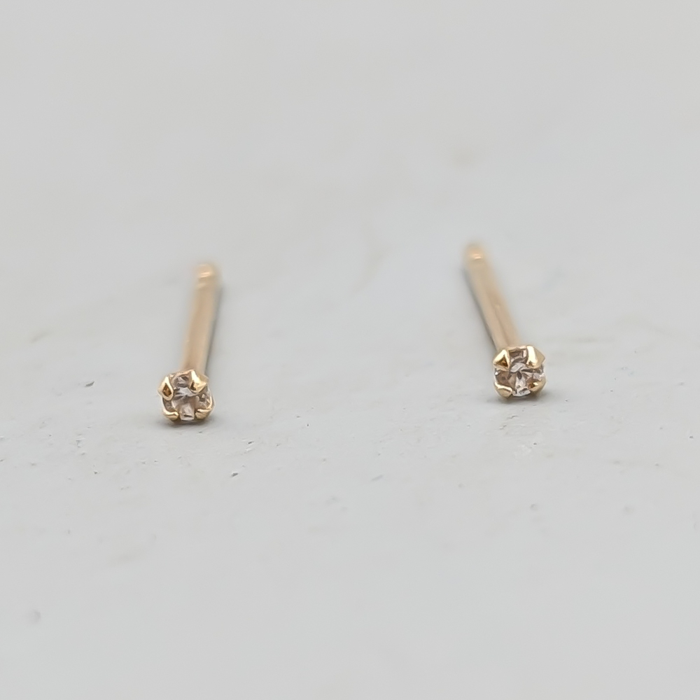 Örhängen i Guld med Vita Stenar 14K 0.18g 2mm