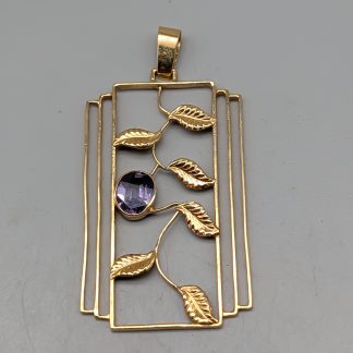 Hänge i Guld med Lila Sten 18K 5.59g 48mm