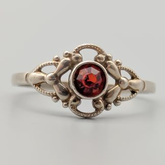 Ring i Silver med Glassten S830 1.04g 17mm