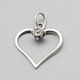 Hänge i Silver Hjärta med Vit Sten S830 0.42g 15mm
