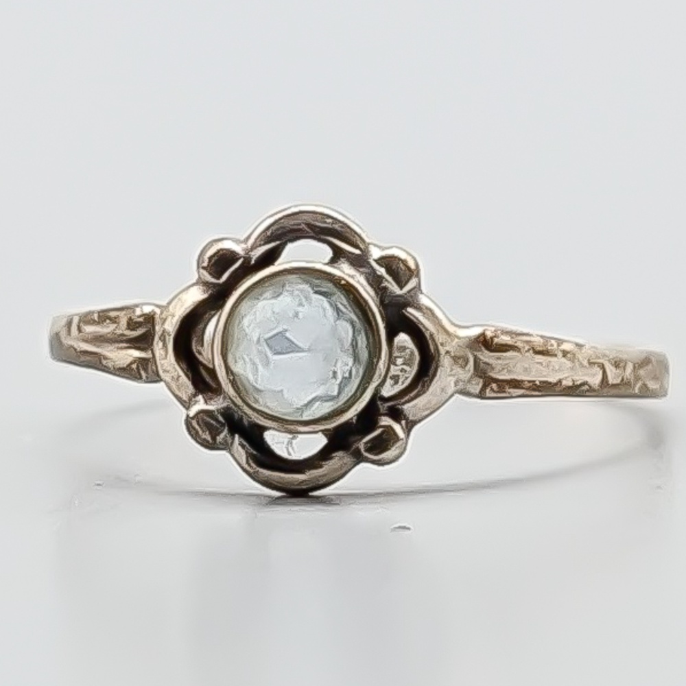 Ring i Silver med Vit Sten S830 0.56g 14.5mm