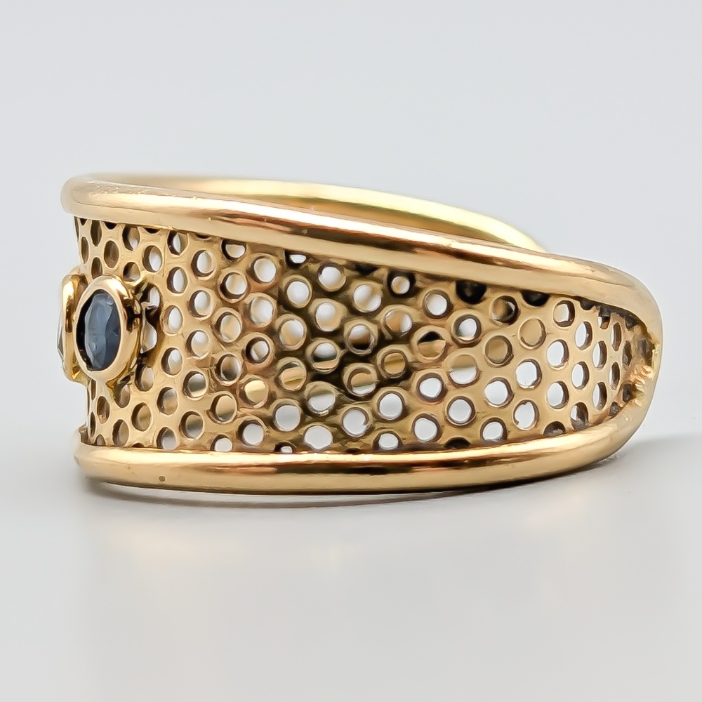Ring i Guld med Blå och Vita Stenar 18K 3.61g 19mm - Bild 2