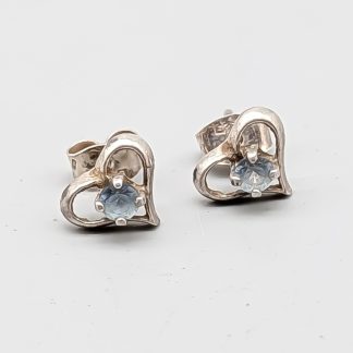 Örhängen i Silver Hjärta med Blå Stenar S925 0.82g 7mm