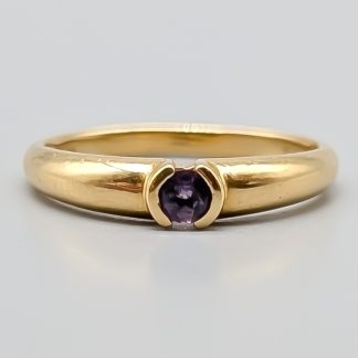 Ring i Guld med Lila Sten 18K 2.53g 17mm