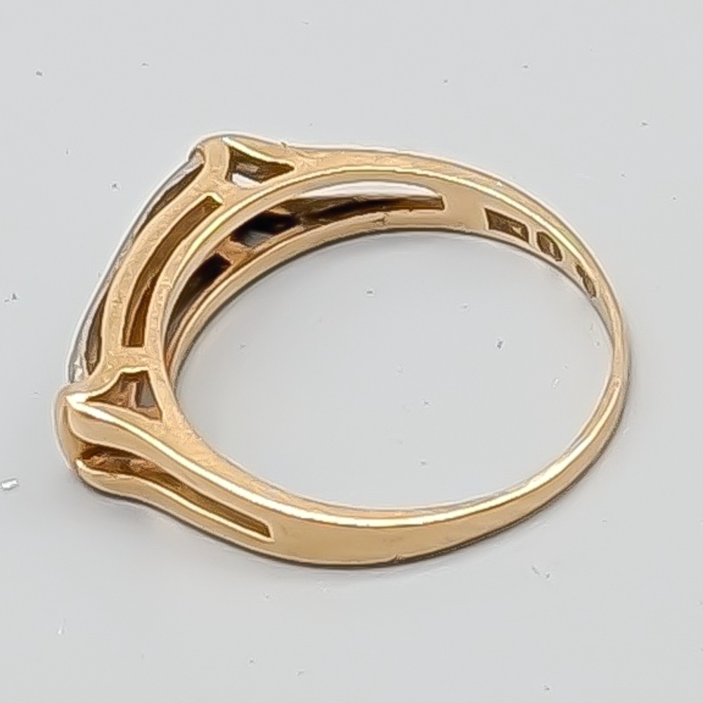 Ring i Flerfärgat Guld med Vita Stenar 18K 2.77g 16.25mm - Bild 2