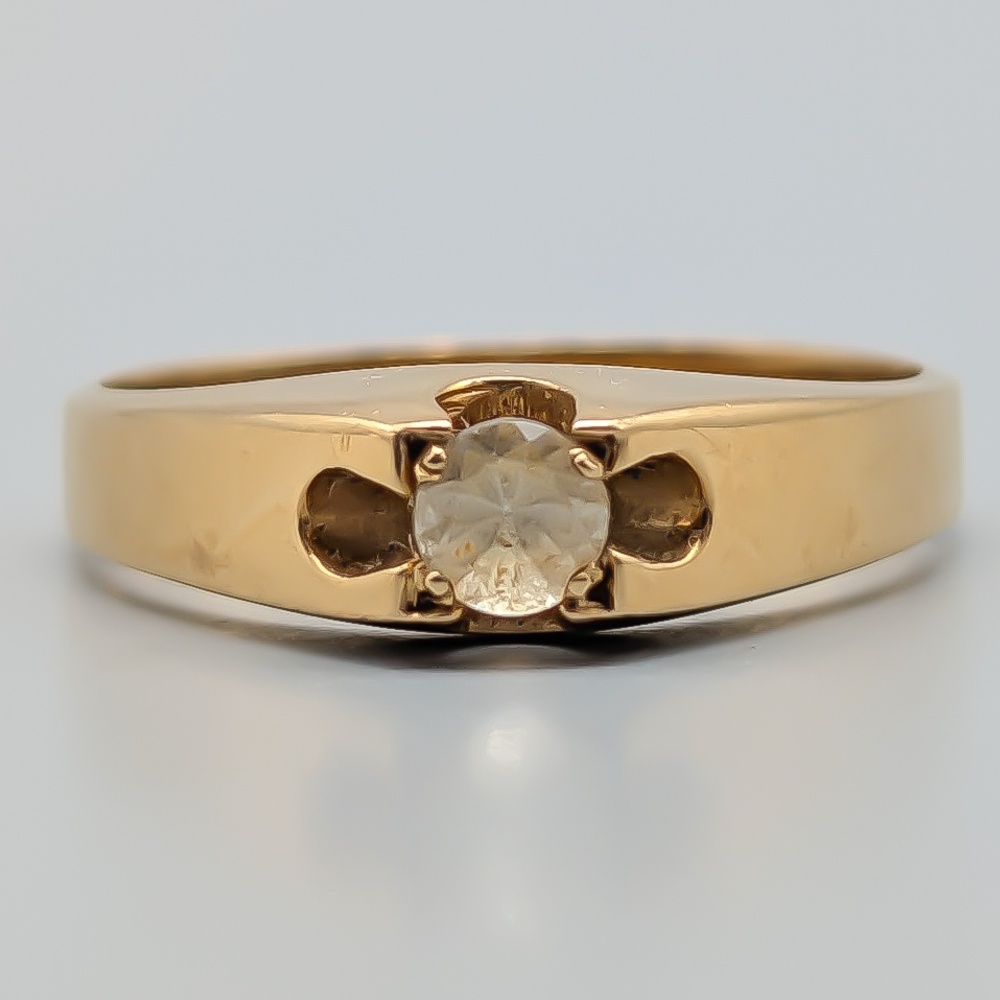 Ring i Guld med Vit Sten 18K 4.13g 17.75mm