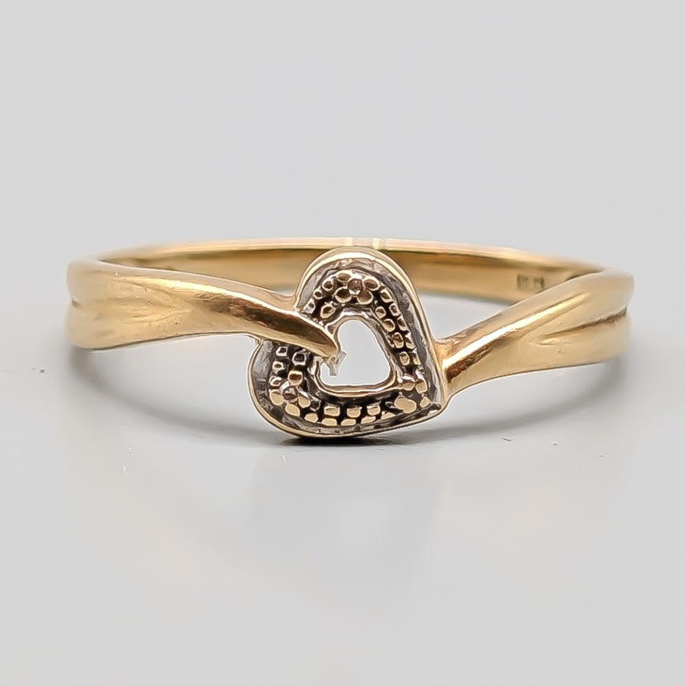 Diamantring i Guld Hjärta 18K 2.8g 19.75mm