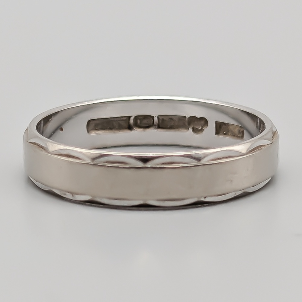 Mönstrad ring i Vitguld 18K 3.16g 16.75mm