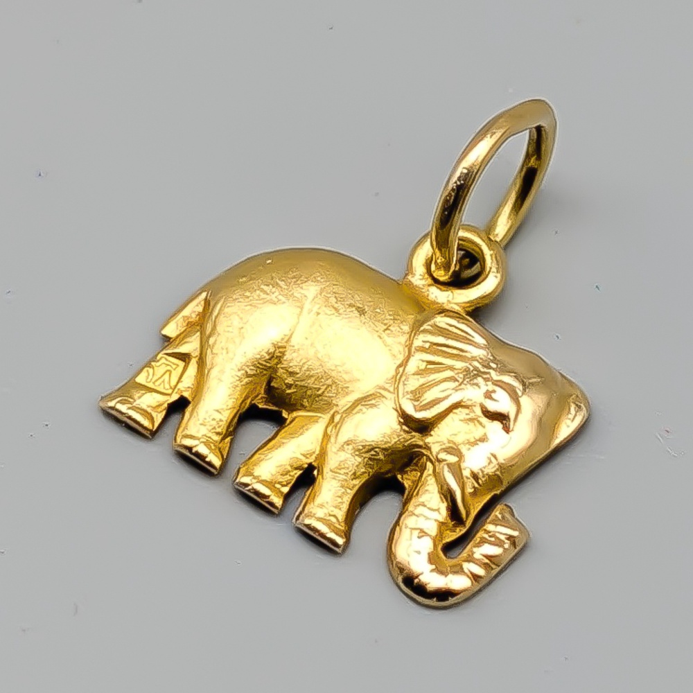 Hänge i Guld Elefant 18K 0.76g 9mm - Bild 2