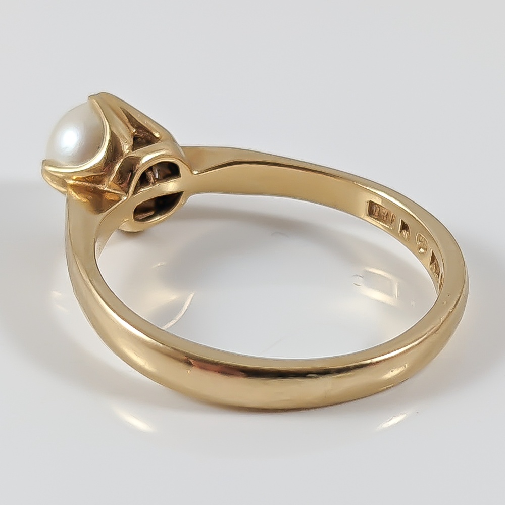 Guldring med pärla 18K 3.8g 18mm - Bild 2