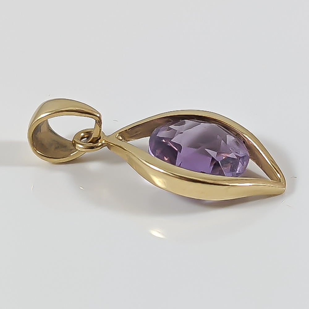 Hänge i guld med sten 18K 1.35g 20mm