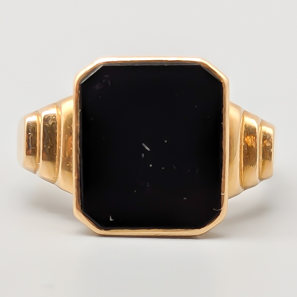 Klackring i Guld med Svart Sten 18K 4.29g 20mm