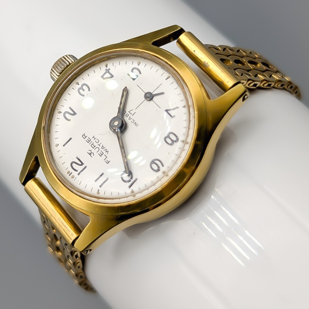 Fleurier Guldklocka 18K 32.21g 18.5cm