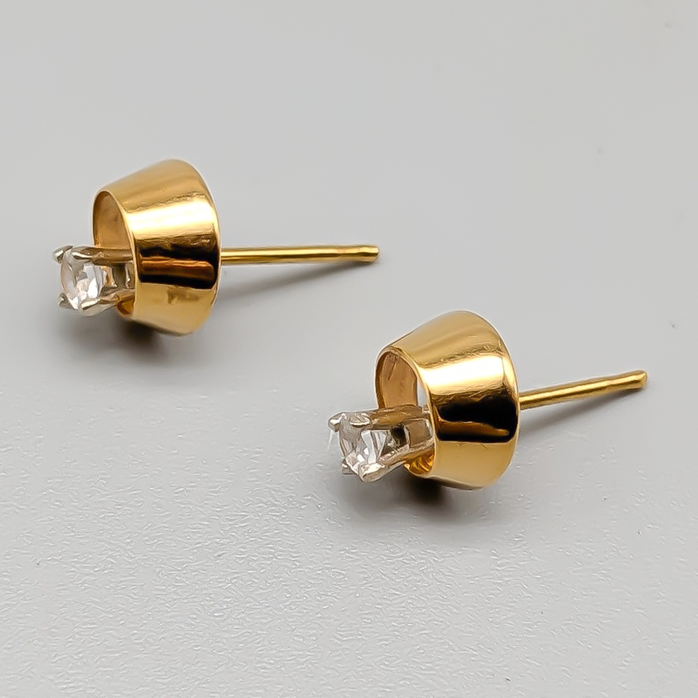 Örhängen i Guld med Vita Stenar 18K 0.97g 8mm - Bild 2