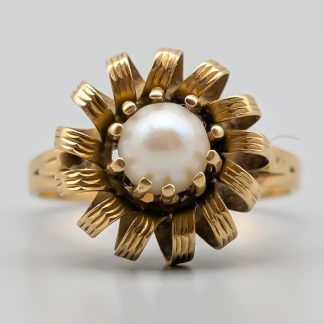 Ring i Guld med Pärla 18K 3.67g 18.25mm