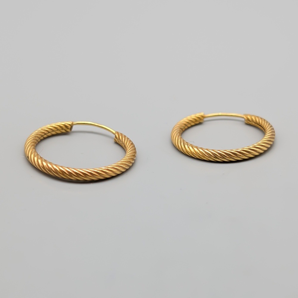 Creoler i Guld 18K 0.87g 18mm - Bild 2