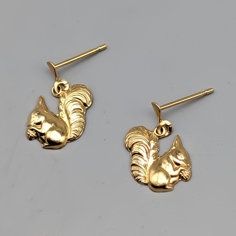 Örhängen i Guld Ekorre 18K 0.68g 12mm - Bild 2