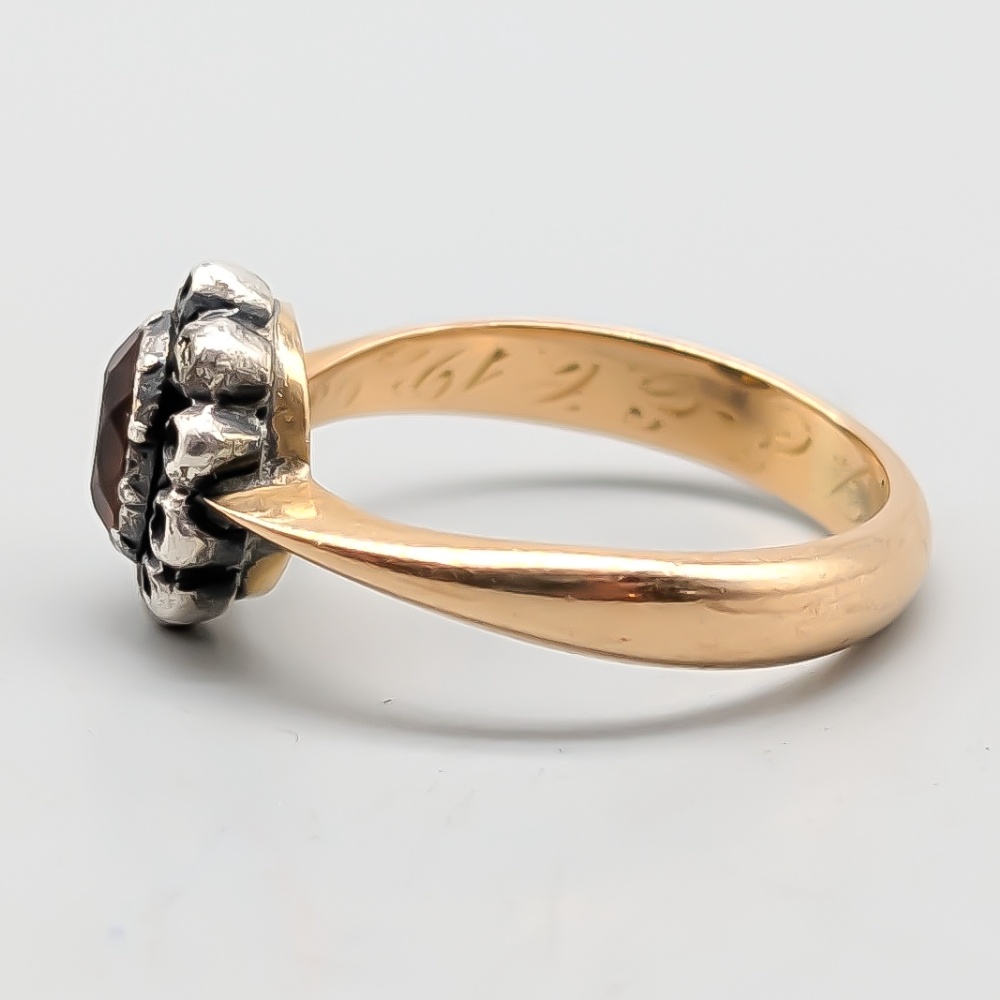 Ring i Guld med Orange Stenar och Markasiter 18K 6.48g 19.25mm - Bild 3