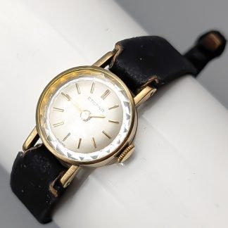 Eterna Guldklocka Damur 14K 10.87g 19cm